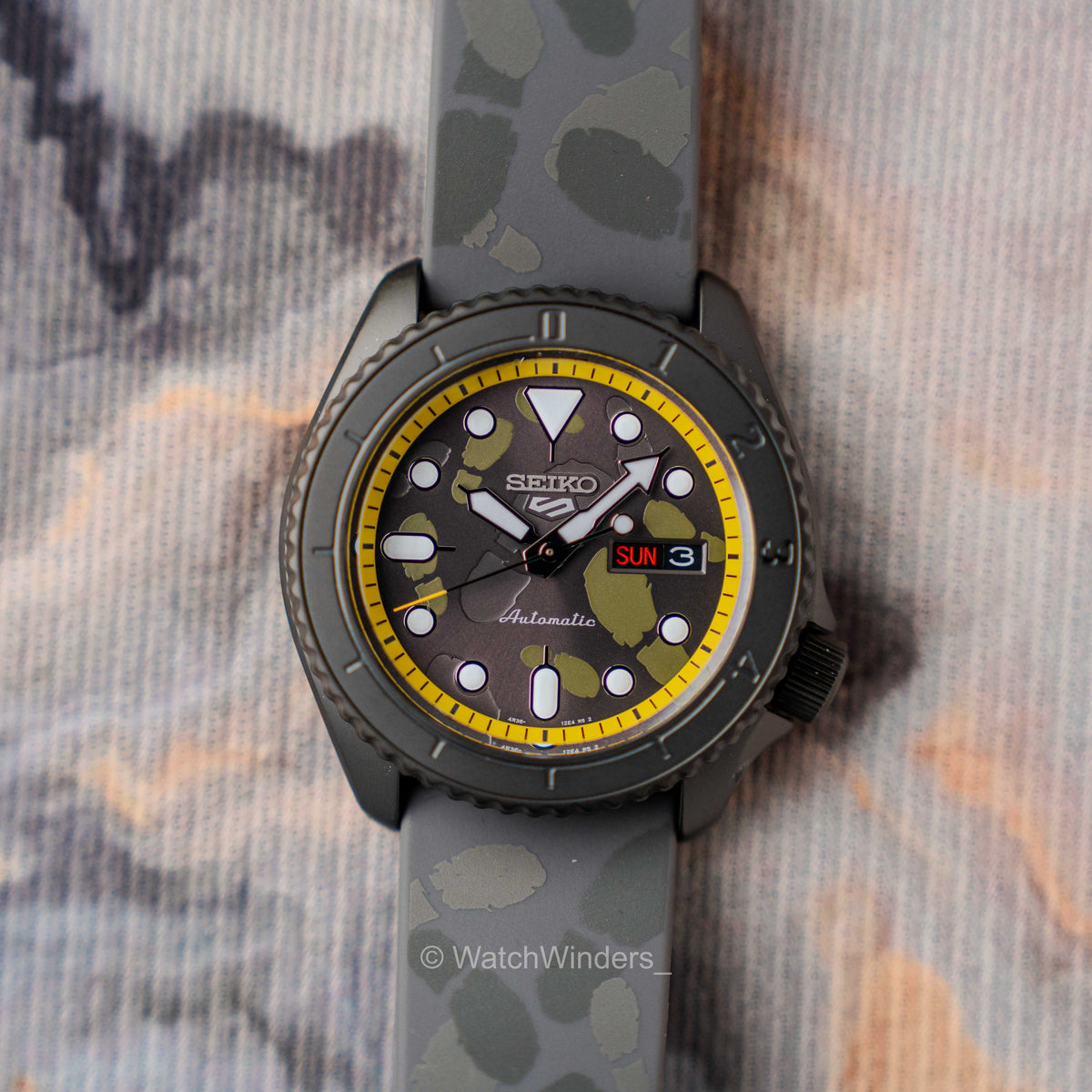 Seiko 5 x One Piece "Vinsmoke Sanji" SRPH69 Limited Edition