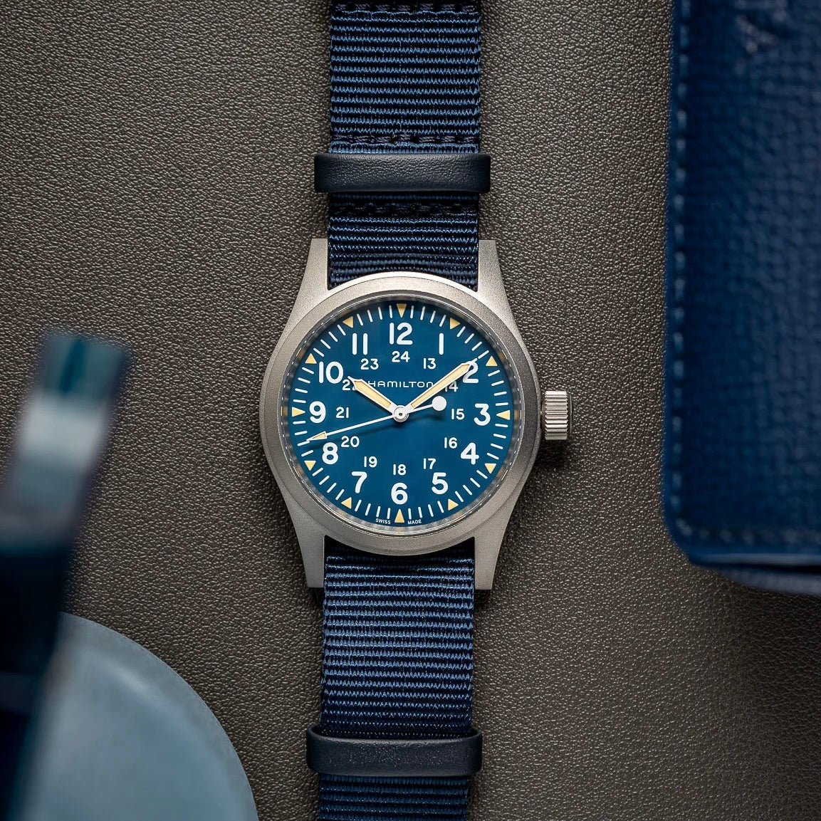 Hamilton Khaki Field Mechanical 38mm Blue H69439940