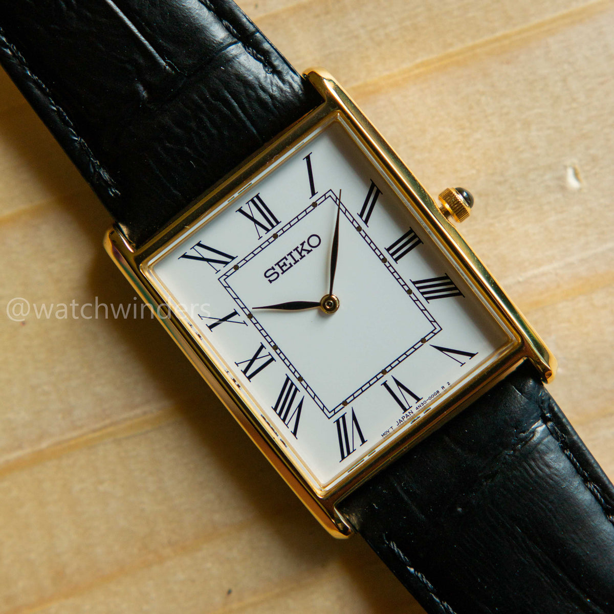 Seiko Tank Gold PVD Quartz Men SWR052