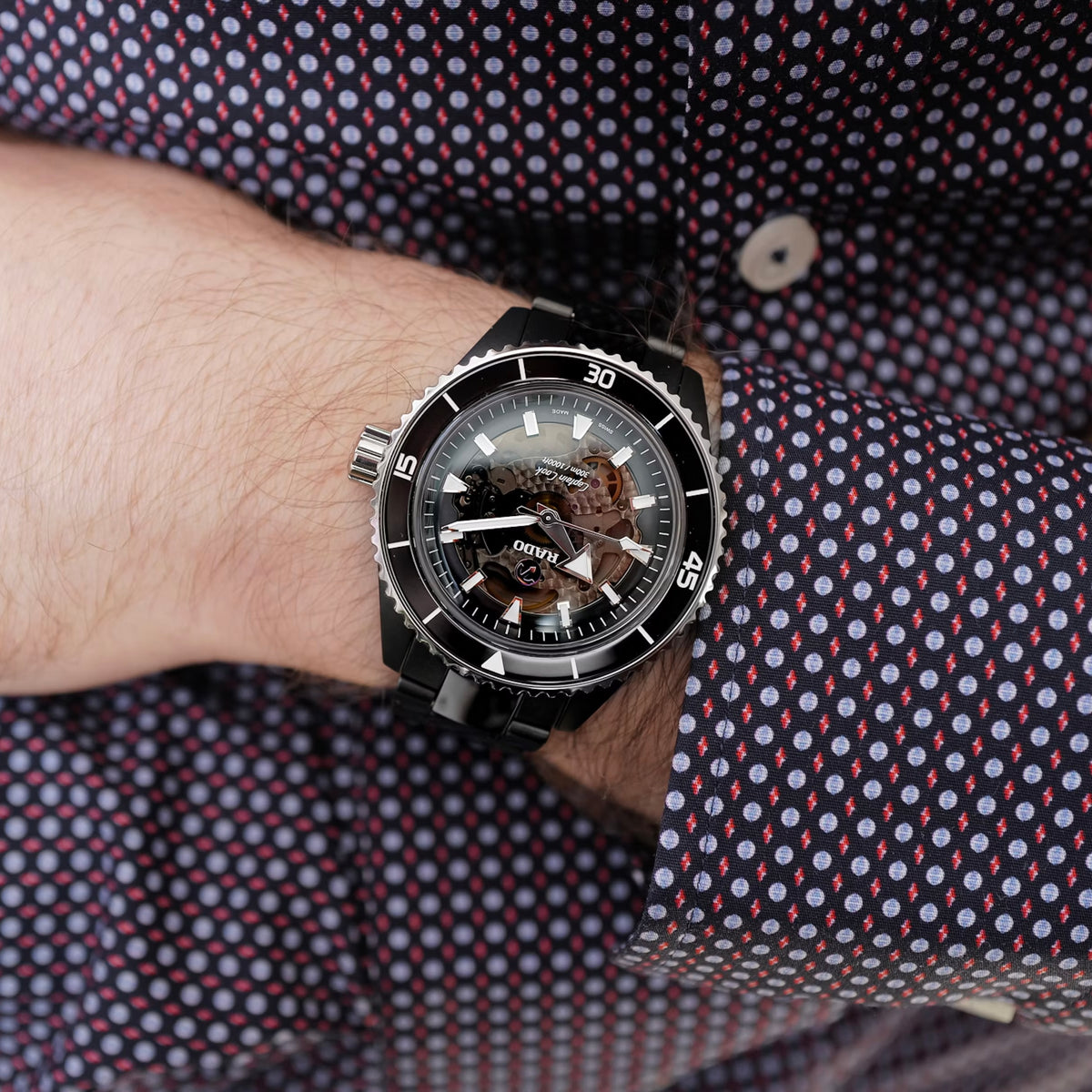 Rado Captain Cook High-Tech Ceramic Automatic R32127152