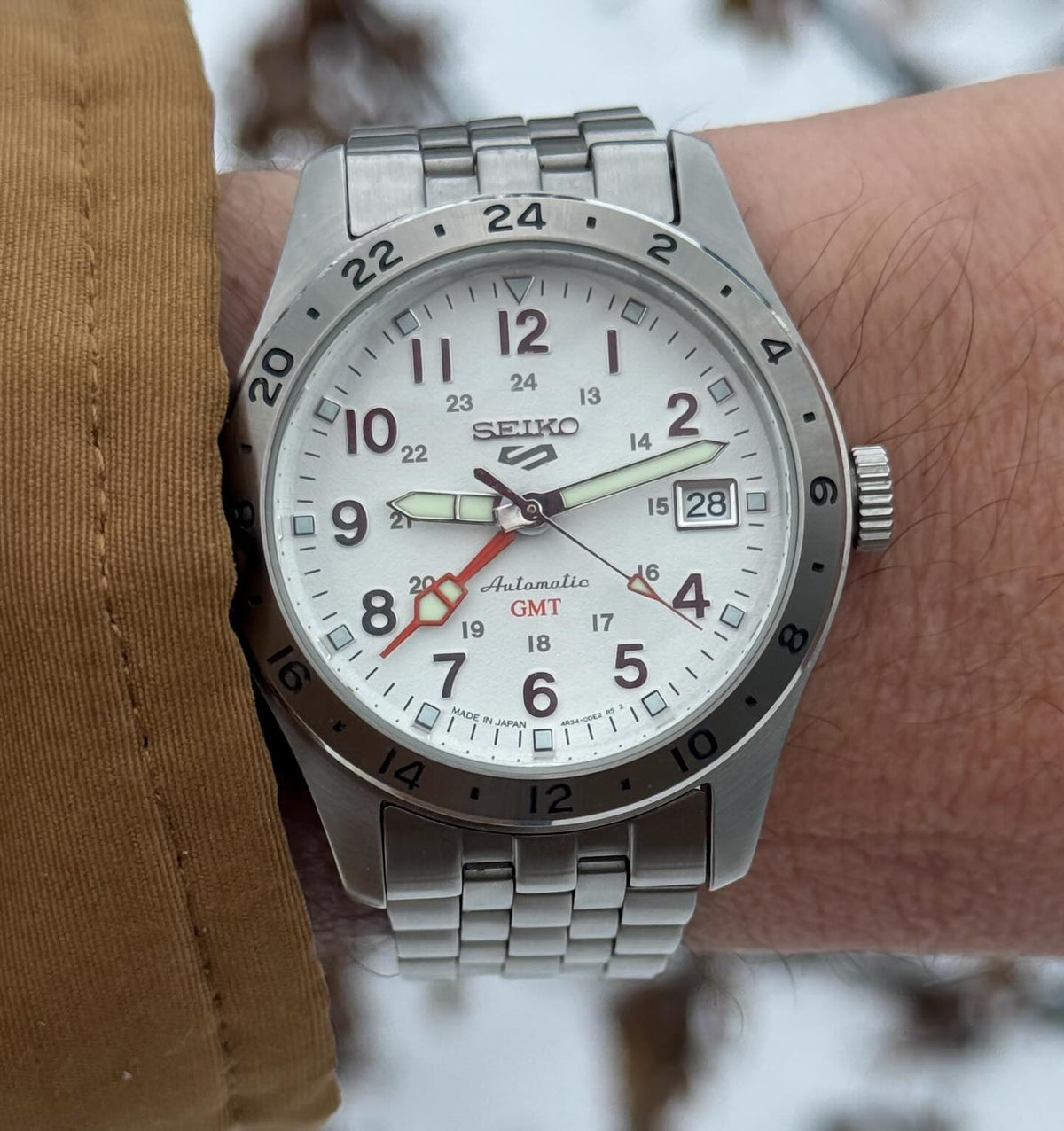 Seiko 5 Sport Field SKX GMT White Dial SSK059k1
