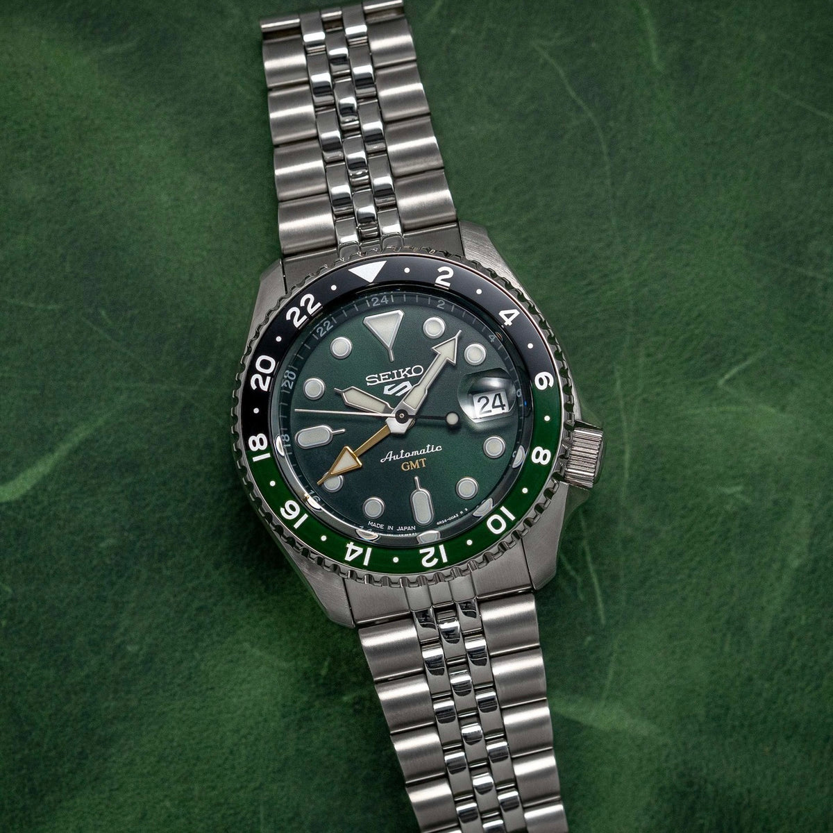 Seiko 5 Sport SKX GMT SSK035 Green Dial