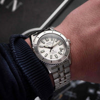 Seiko Marinemaster 1965 Diver's Modern Re-interpretation SJE097J1 Limited Edition