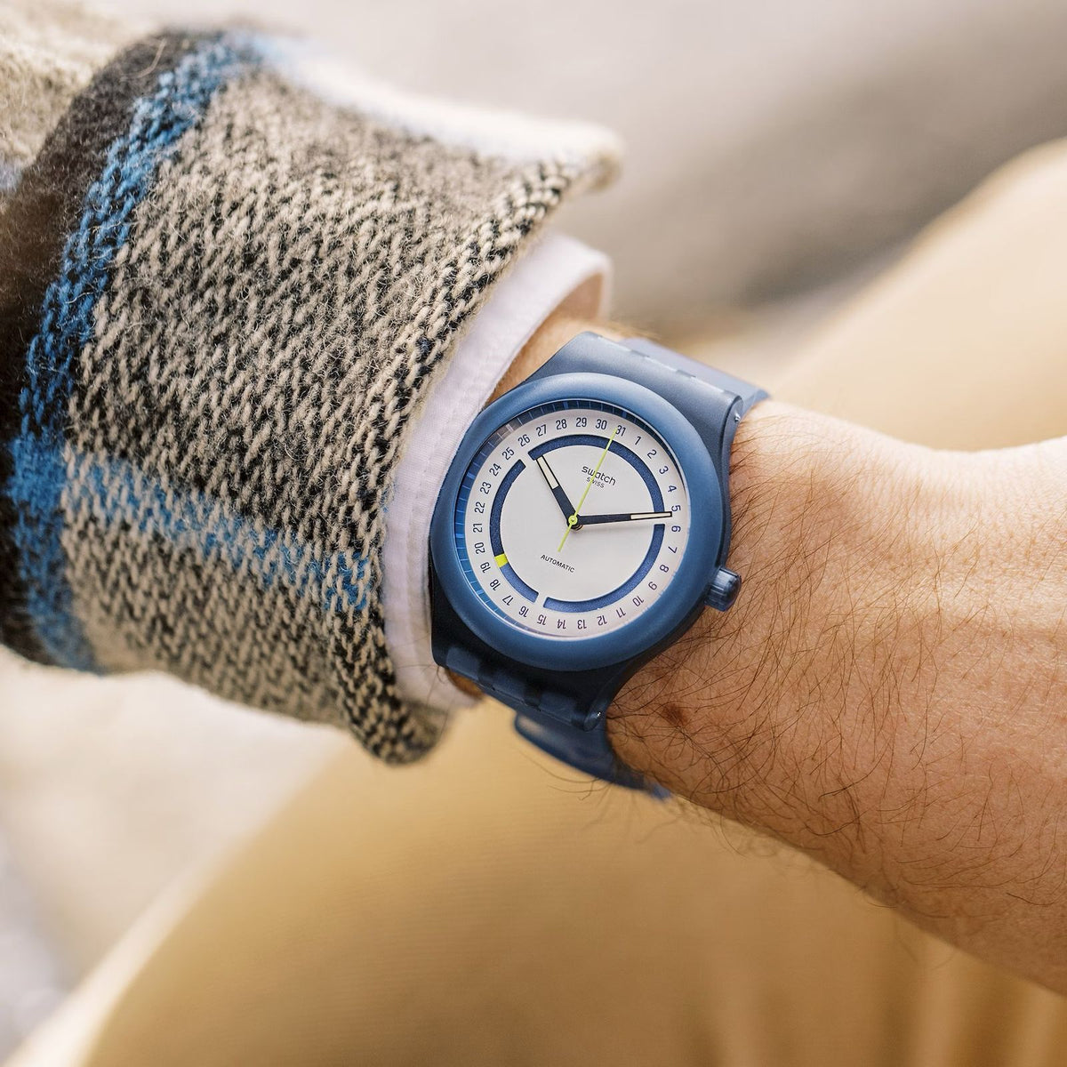 Swatch SISTEM51 HODINKEE Spotlight Neon Remix Automatic