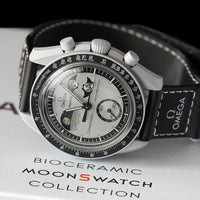 Swatch x Omega Mission to Earthphase SO33M700